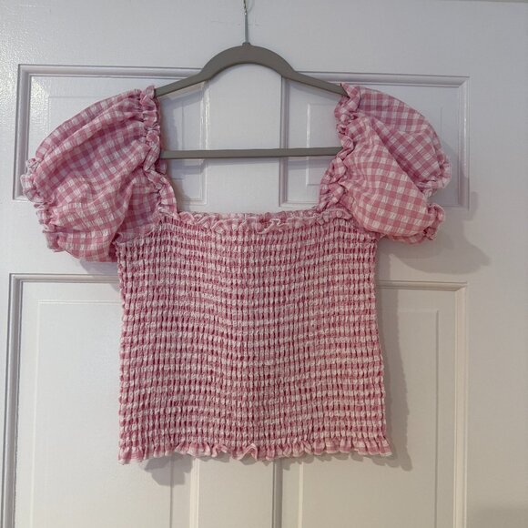 Chaser Women's Smocked Cropped Short Sleeve Top -- Medium - Picture 1 of 3